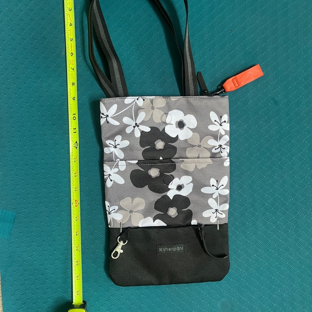 Sherpani Black and Gray Floral Crossbody Bag - Picture 11 of 12